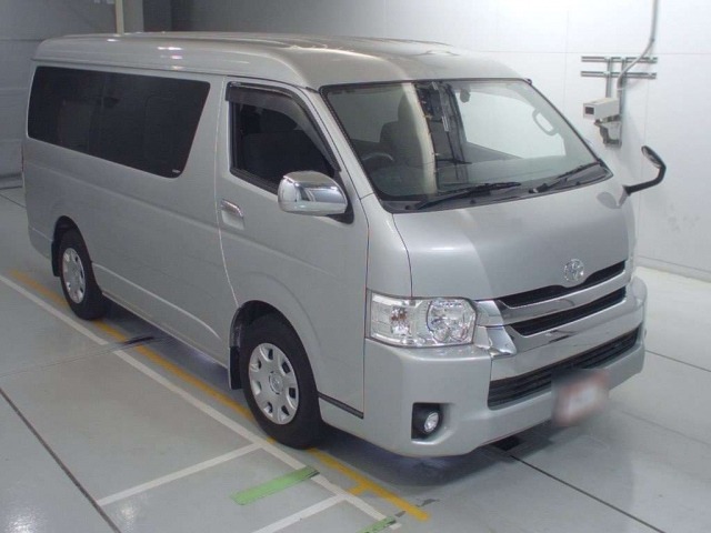 2016 Toyota Hiace